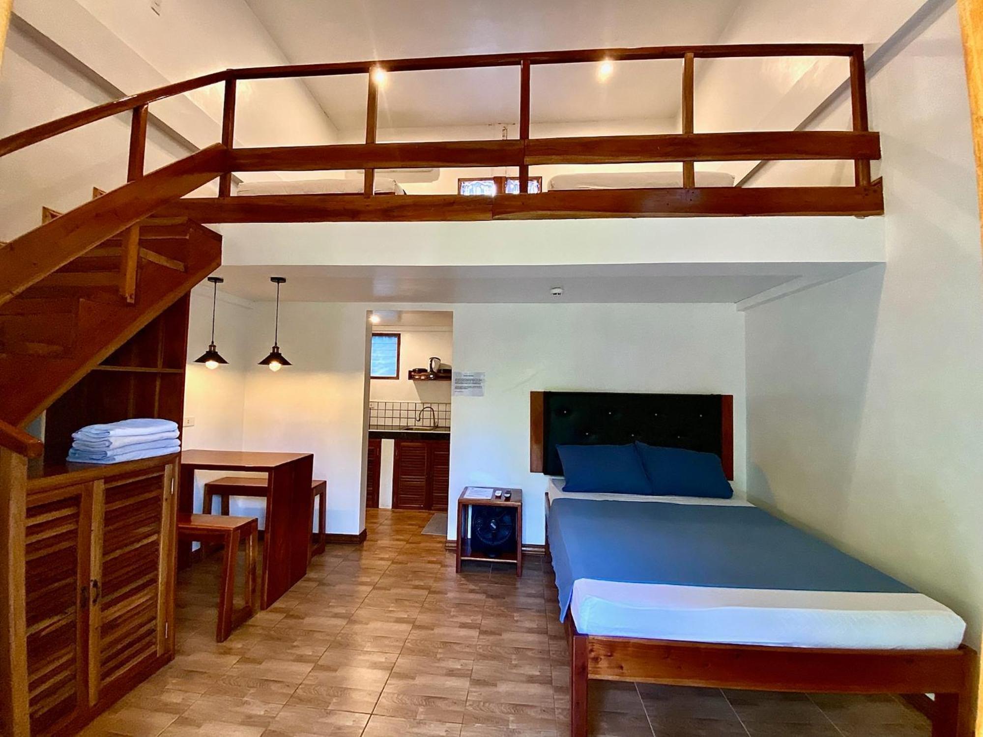 White Bada Guesthouse Сікіхор Екстер'єр фото